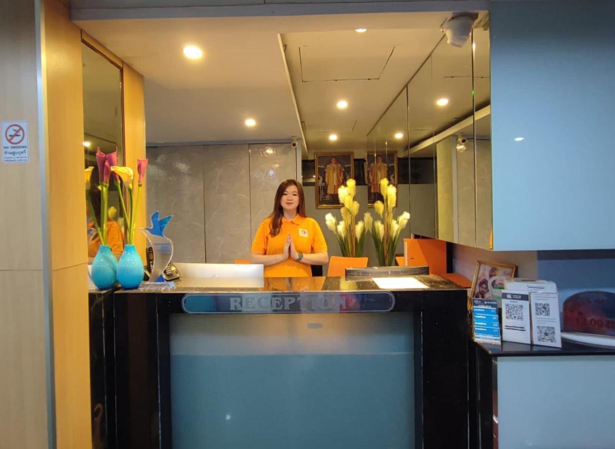 Cozi Inn Hotel, Bangkok Buitenkant foto