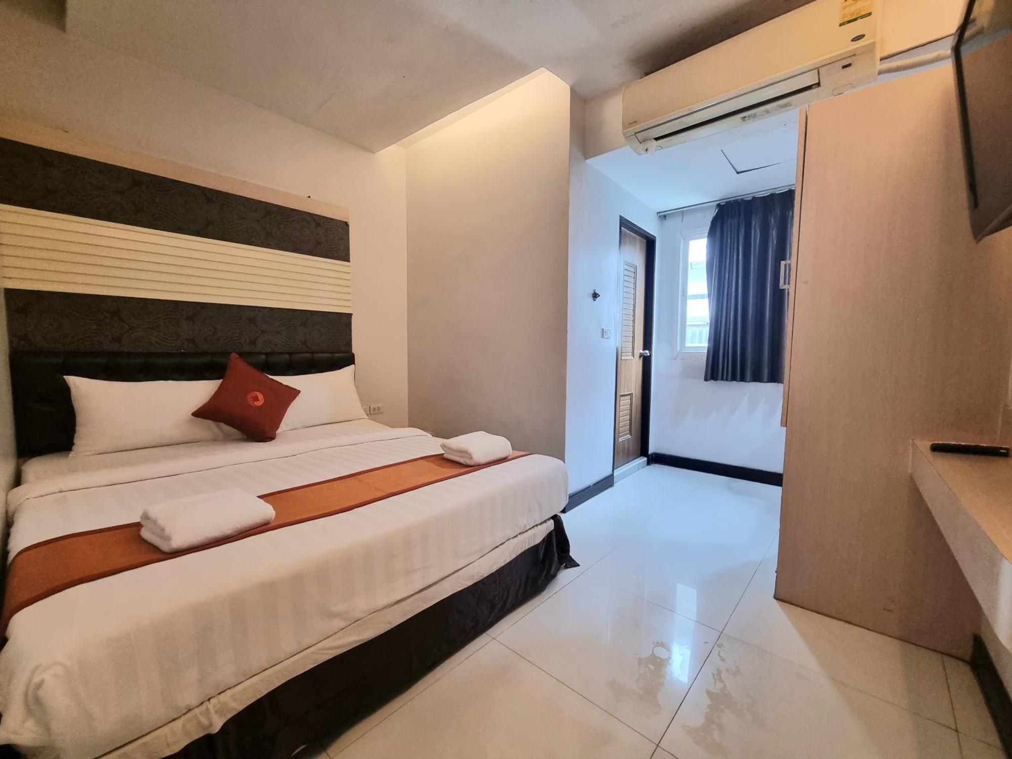 Cozi Inn Hotel, Bangkok Buitenkant foto
