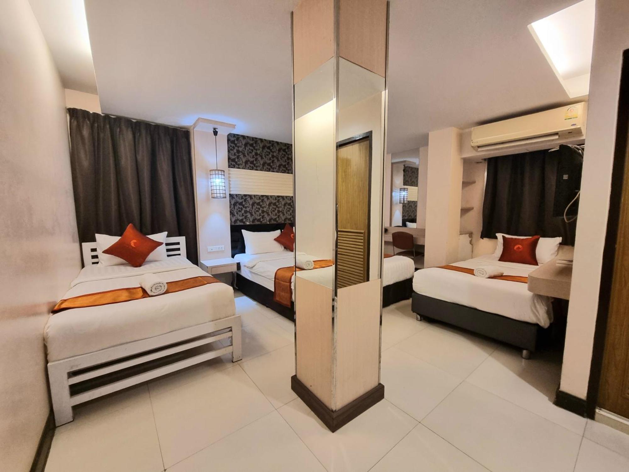 Cozi Inn Hotel, Bangkok Buitenkant foto